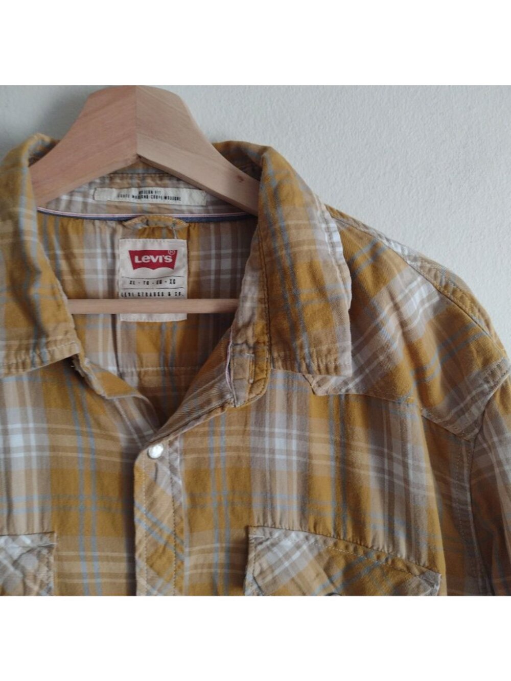 Levi's Mens Western Shirt XL Yellow Plaid Pearl Snap Dual Pocket - Picture 8 of 11